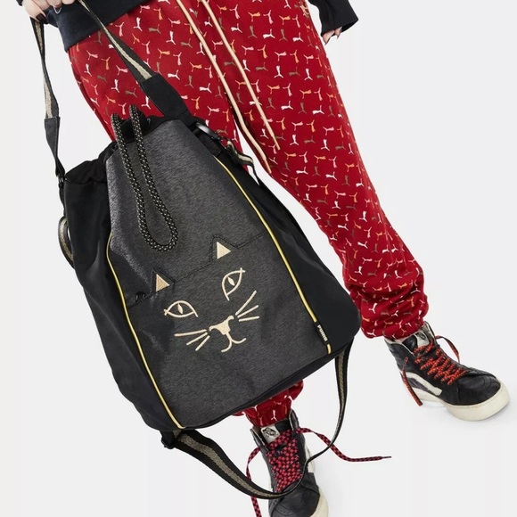 NWT PUMA x CHARLOTTE OLYMPIA BLACK CAT BUCKET BAG Case Purse Tote Strap NEW - Picture 12 of 12